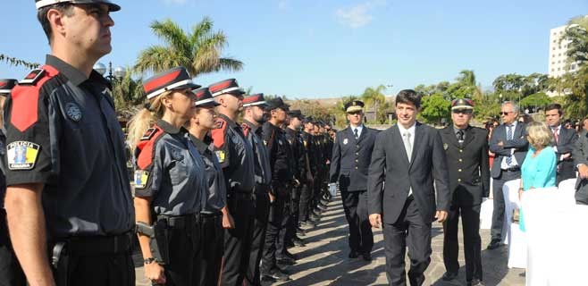 Dia-de-la-policia2