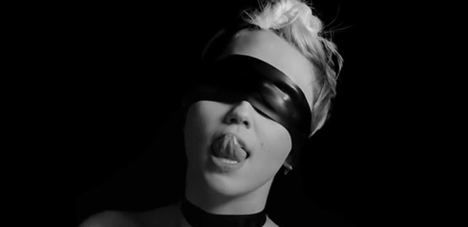 miley-cyrus-festival-porno