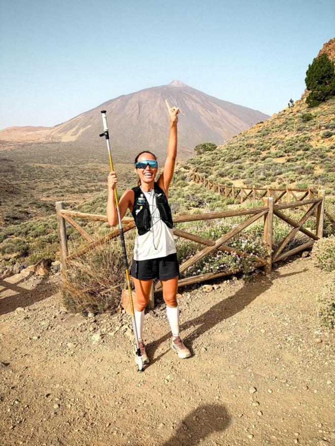 María Petit hace historia y conquista el Teide ‘sin ver’