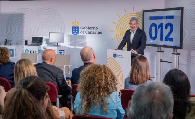 El 012 celebra 25 años de servicio en Canarias