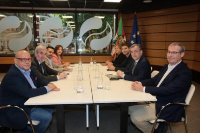 Coalición Canaria y EAJ-PNV abordan agenda migratoria y autogobierno