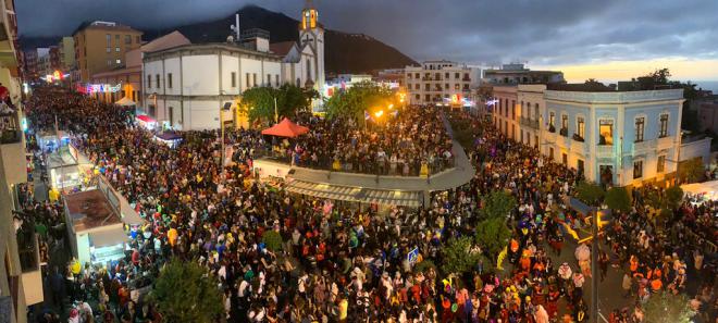 El Coso Apoteosis del Carnaval de Los Realejos regresa a las calles tres años después