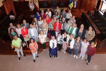 Los Realejos reivindica el papel de la mujer en la conservación de las tradiciones de las Fiestas de Mayo