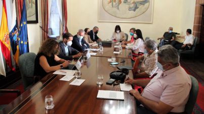 Franquis se compromete con el Cabildo de La Palma y ayuntamientos a adquirir cerca de 200 viviendas prefabricadas