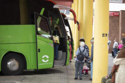 El uso del bono transporte crece un 62% entre los usuarios de GuaguaGomera