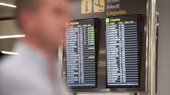 Canarias recupera en octubre el 95% de los vuelos respecto a los niveles de antes de la pandemia