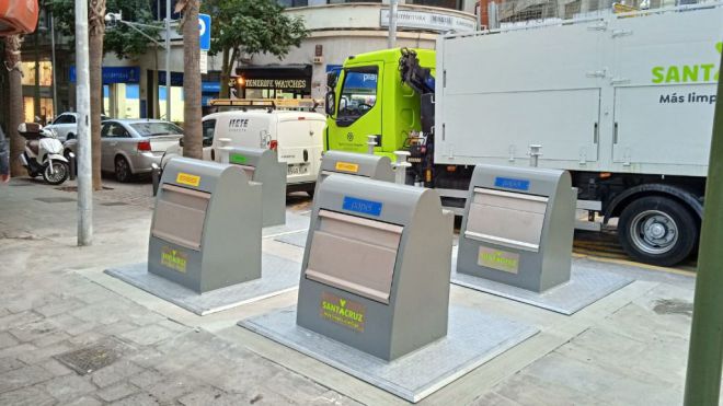 El Ayuntamiento continúa con la renovación de los 121 contenedores soterrados