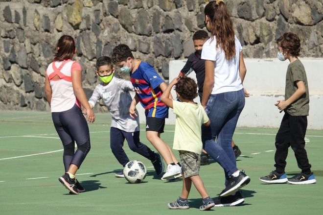 Niñas y niños reclaman en el Suroeste más participación en el Día Mundial de la Infancia
