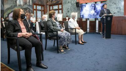 El Día Insular de la Artesanía destaca la labor de tres mujeres especializadas en el trabajo de la hoja de palma