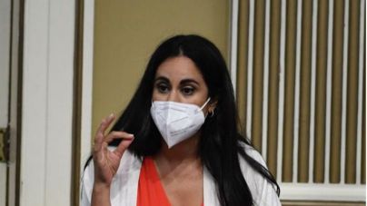 Espino a Torres: “Mientras en las Islas cada vez hay más pobres, ustedes se han subido el sueldo todos los años”