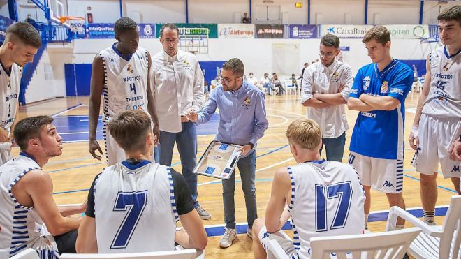 El RC Náutico ve cortada su buena racha en Madrid