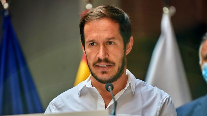 El Cabildo confirma que las navieras cuentan con plazas reservadas para los palmeros