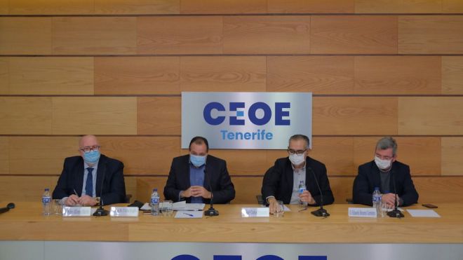 Sanidad y CEOE-Tenerife impulsan la vacunación contra la COVID-19 entre las empresas de Santa Cruz de Tenerife