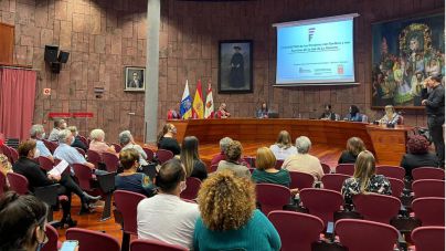 Cabildo y Funcasor avanzan en una estrategia para mejorar la calidad de vida de personas con sordera
