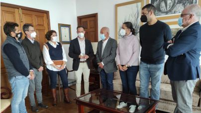 Las administraciones de lotería donan lo recaudado en una campaña de donativos a los damnificados por el volcán