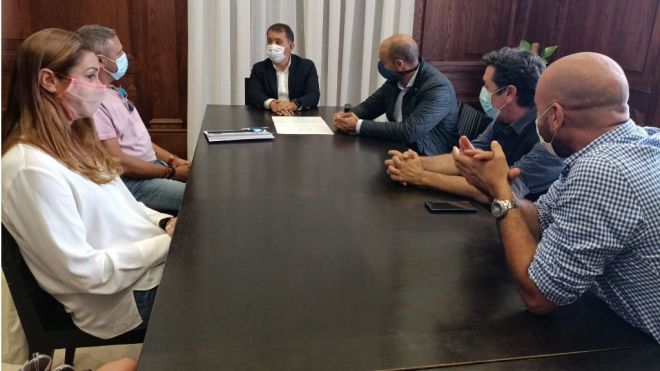 Fiestas encarga el diseño de un nuevo cetro para la Reina Adulta del Carnaval 2022