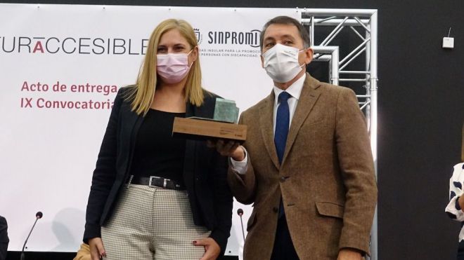 Santa Cruz recibe premios por la arquitectura accesible del parque Las Indias y Casa Lázaro