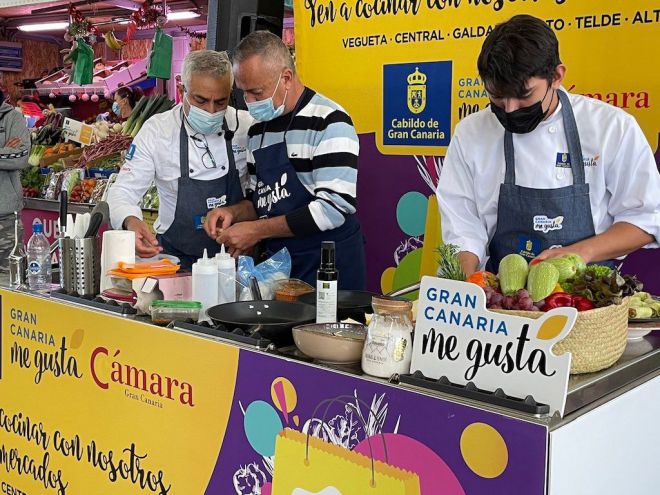Gran Canaria Me Gusta cocina sus productos locales en el Mercado Municipal de Telde