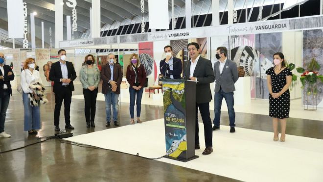 El Recinto Ferial acoge hasta el 8 de diciembre la XXXVII Feria Regional de Artesanía