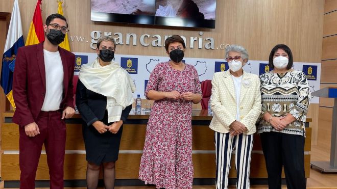 La fauna, la flora y el mar inspiran las colecciones de los diseñadores en la pasarela de Moda Calada