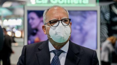 Curbelo solicita al Estado nuevas medidas para favorecer la conectividad aérea de Canarias