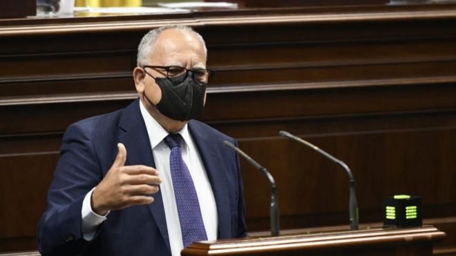 Curbelo valora los buenos indicadores económicos pero pide más esfuerzos para la diversificación