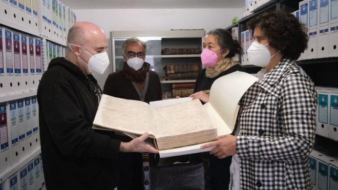 El Cabildo de La Palma restaura el 'I Libro de Bautismos de 1564-1586' de la Iglesia de El Salvador