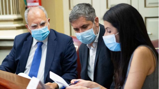 Curbelo traslada al Parlamento la repercusión de la Estrategia de Energía Sostenible en las Islas Verdes