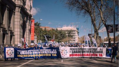 Los Técnicos Superiores Sanitarios muestran su unión en la manifestación de Madrid
