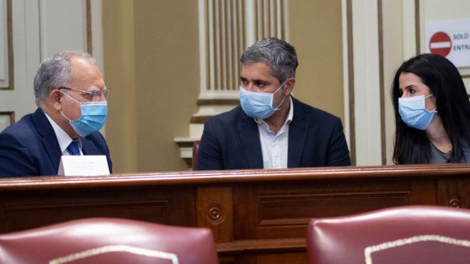 Curbelo alerta de las consecuencias económicas que la guerra en Ucrania tiene para Canarias