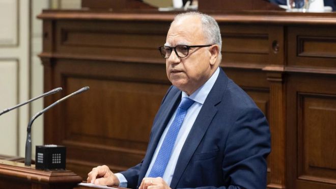 Curbelo respalda la gestión del Gobierno y apela a la unidad para fortalecer Canarias frente a la crisis