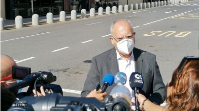 Curbelo demanda ayudas para garantizar la movilidad de turistas y el transporte de mercancías con Canarias