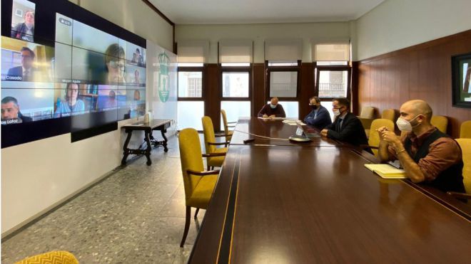 La nueva planificación eléctrica de la Isla tiene en cuenta el trazado sur a Fuencaliente