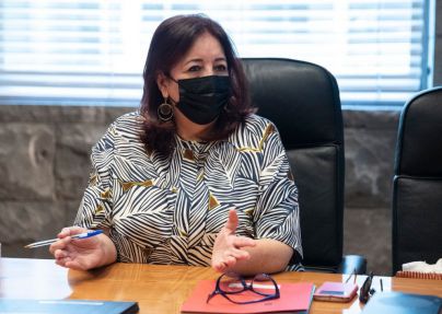 Manuela Armas dice que los contenidos canarios están reforzados en el nuevo currículo educativo
