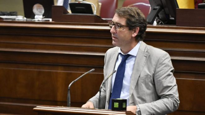“Recortar impuestos supone recortar los servicios públicos, no vendan humo y tengan más rigor”