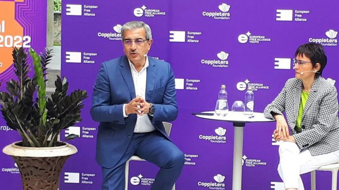 Rodríguez reclama que Canarias quede excluida de los costes de la descarbonización de la UE
