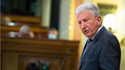 NC se resiste a los intentos de Madrid de imponer las regasificadoras rechazadas por Canarias