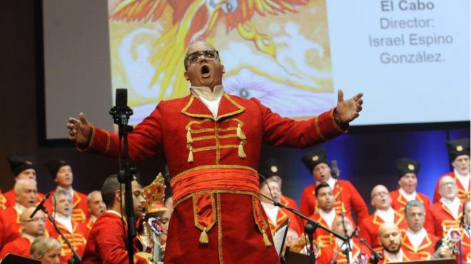 El Teatro Guimerá acoge este sábado el certamen de Rondallas