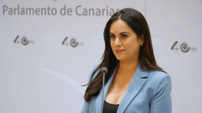 Espino insiste ante la Mesa del Parlamento para que se cancele la compra de sillones