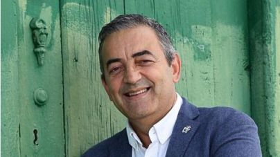 Primero Arico exigirá al Cabildo la misma gratuidad que Pedro Sánchez ha anunciado para los bonos de Renfe en los viajes de Titsa