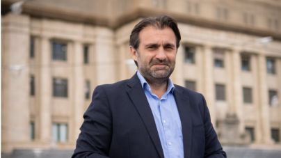 Transporte público gratuito para mayores de 65, estudiantes universitarios y pacientes hospitalarios en 2023