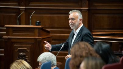 Torres niega un agravio a Canarias en la bonificación al transporte terrestre y sostiene que las Islas reciben más ayuda por viajero que el resto del país
