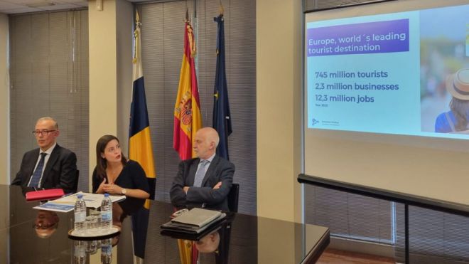 Canarias presenta en Bruselas la Convención Europea de Islas Turísticas para las que proponen políticas específicas