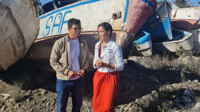 María Fernández: “Estamos en un cementerio de pateras. El Gobierno de España se empeña en negar y silenciar la evidencia. Casi a diario continuan llegando pateras a nuestras costas”