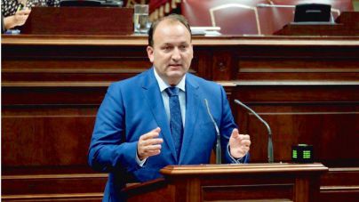 Fernández de la Puente propone actualizar la Relación de Puestos de Trabajo de Salud Pública y crear listas de reserva