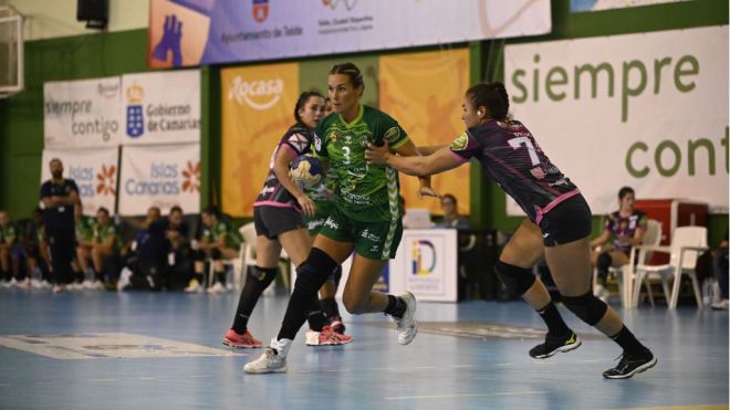Plácida victoria del Rocasa Gran canaria para seguir líder en solitario