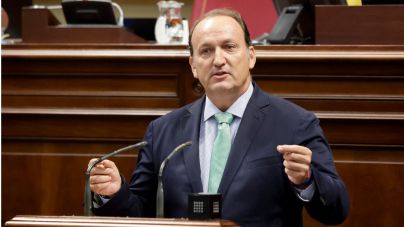 Fernández de la Puente demanda un uso correcto en la denominación de los profesionales de Enfermería