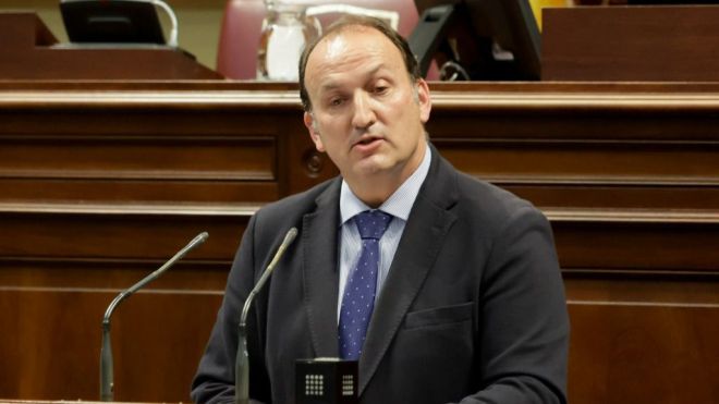 Fernández de la Puente alerta sobre los efectos negativos para Canarias de un posible Régimen Fiscal Especial en Baleares