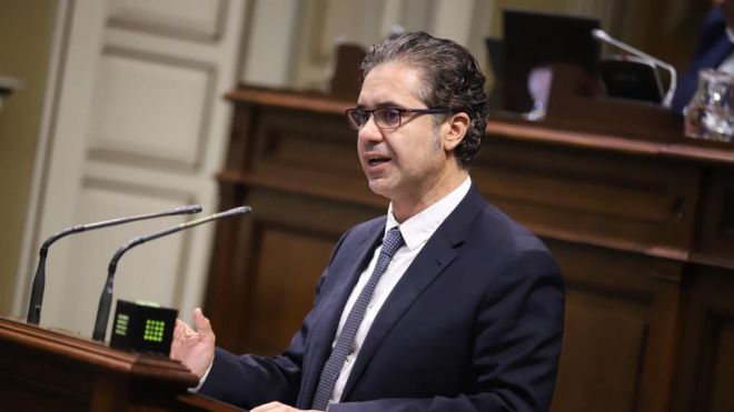 Ramos plantea modificar el sistema de función pública para premiar la productividad y tipificar el absentismo laboral