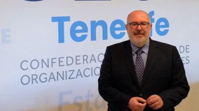 El paro se ralentiza en Canarias